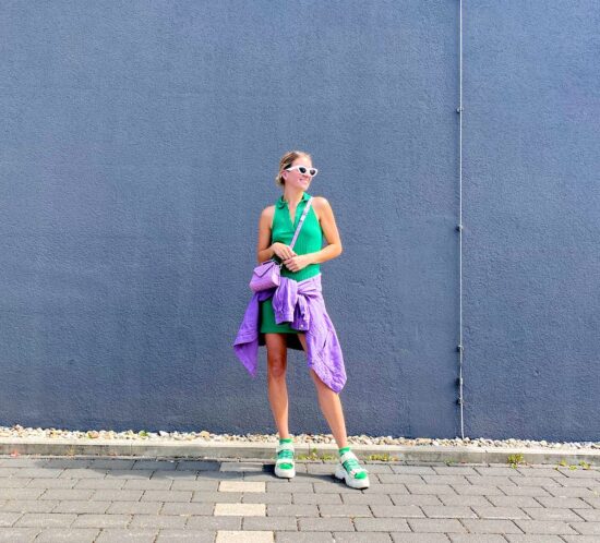 Green Purple. Fashion Blogger Girl by Style Blog Heartfelt Hunt.