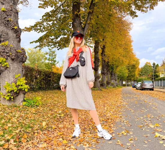 How To Accessorize. Fashion Blogger Girl by Style Blog Heartfelt Hunt.