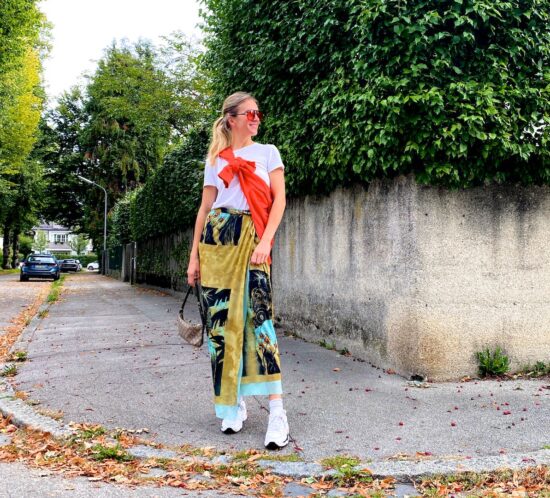 Mesh Skirt. Fashion Blogger Girl by Style Blog Heartfelt Hunt.