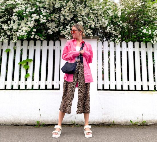 Pink Leopard. Fashion Blogger Girl by Style Blog Heartfelt Hunt.